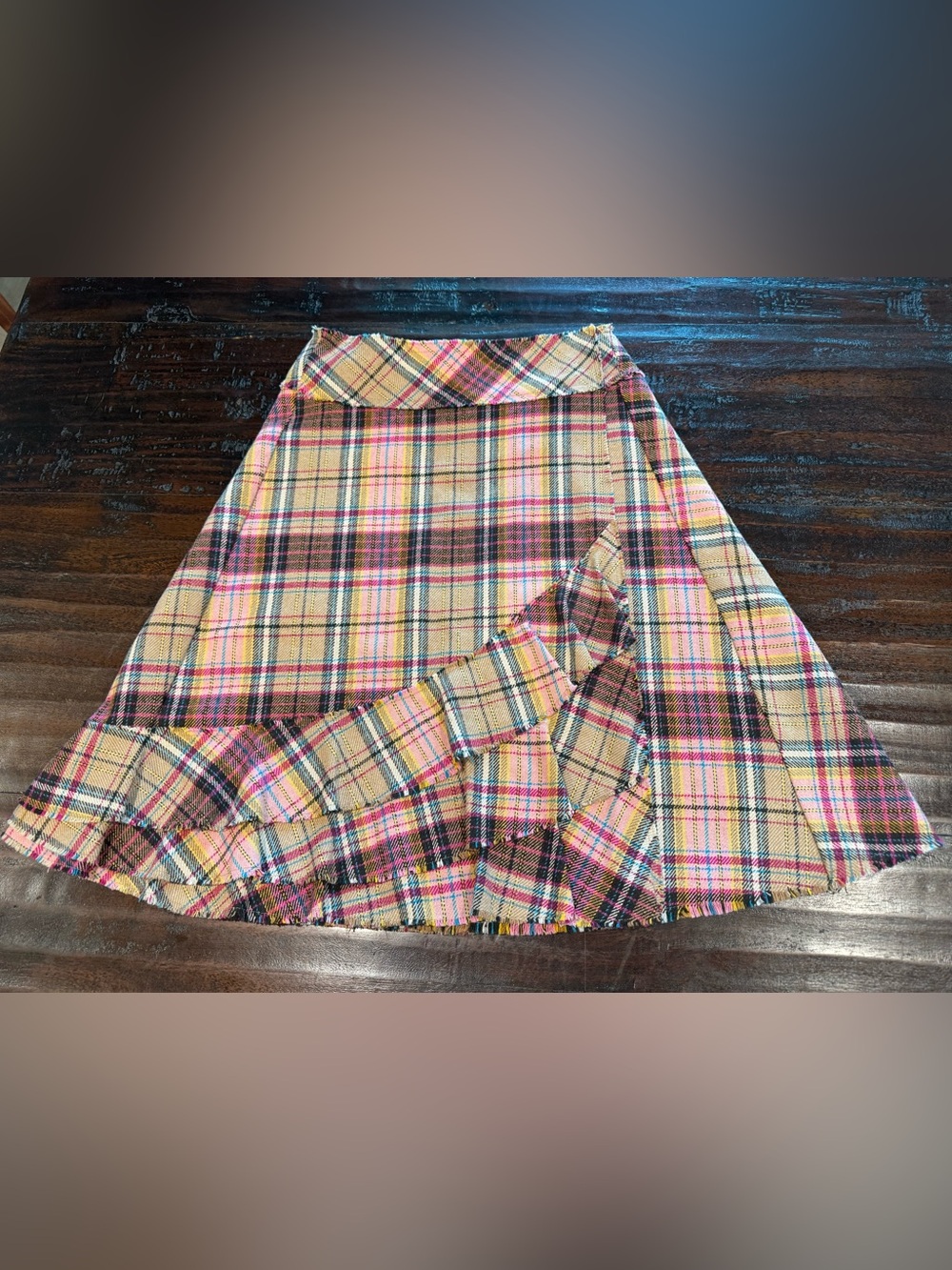 Like new, Max & Co. Active Ruffle Plaid Skirt 🍂